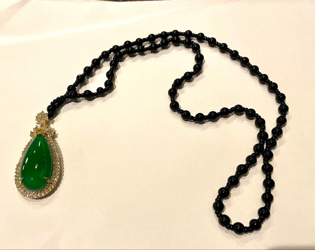 鑑定書付き　翡翠　ネックレス　パワーストーン